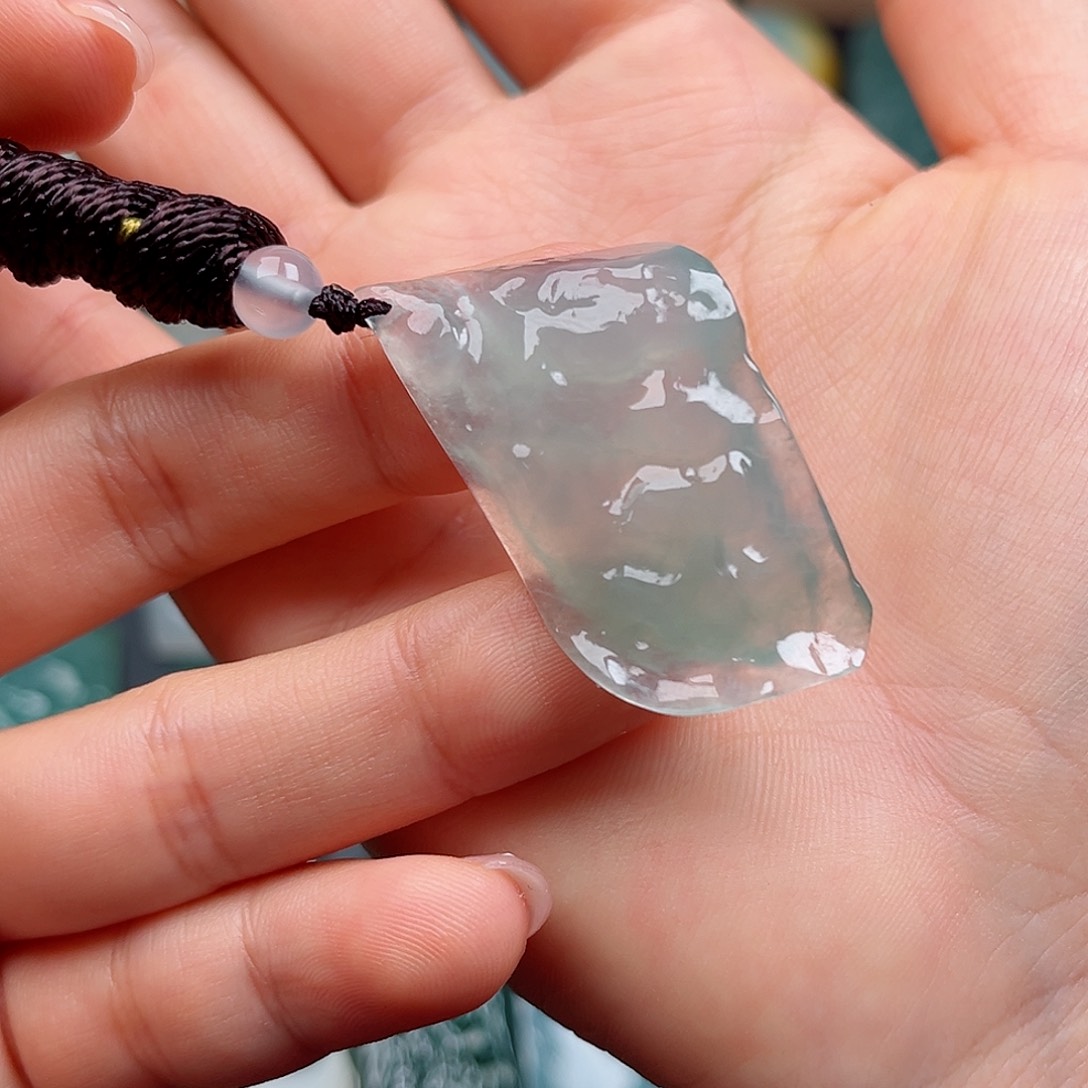 翡翠颈饰未镶嵌挂件