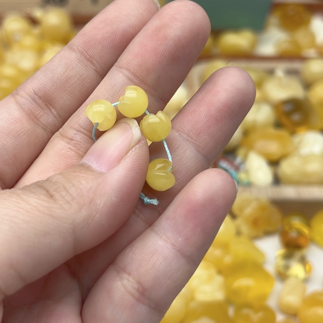 裸石蜜蜡未镶嵌配饰