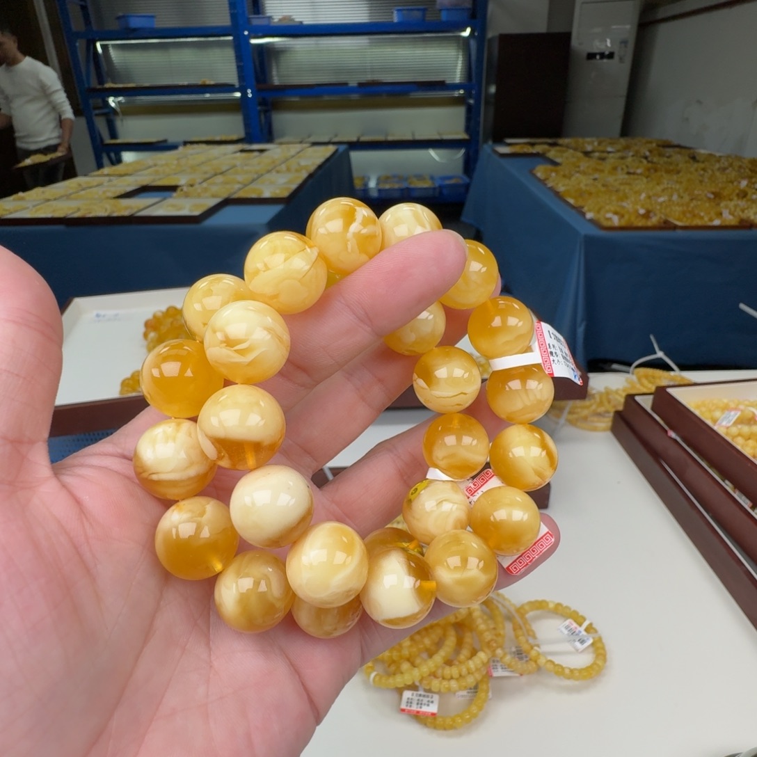 琥珀未镶嵌手链多样性发其一