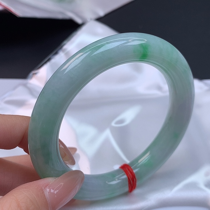 翡翠未镶嵌手镯57