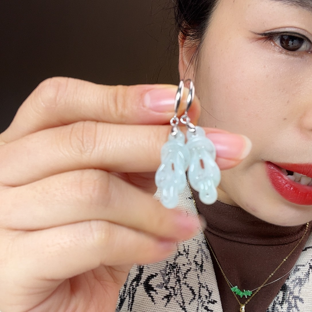 翡翠银S925镶嵌耳饰天然翡翠