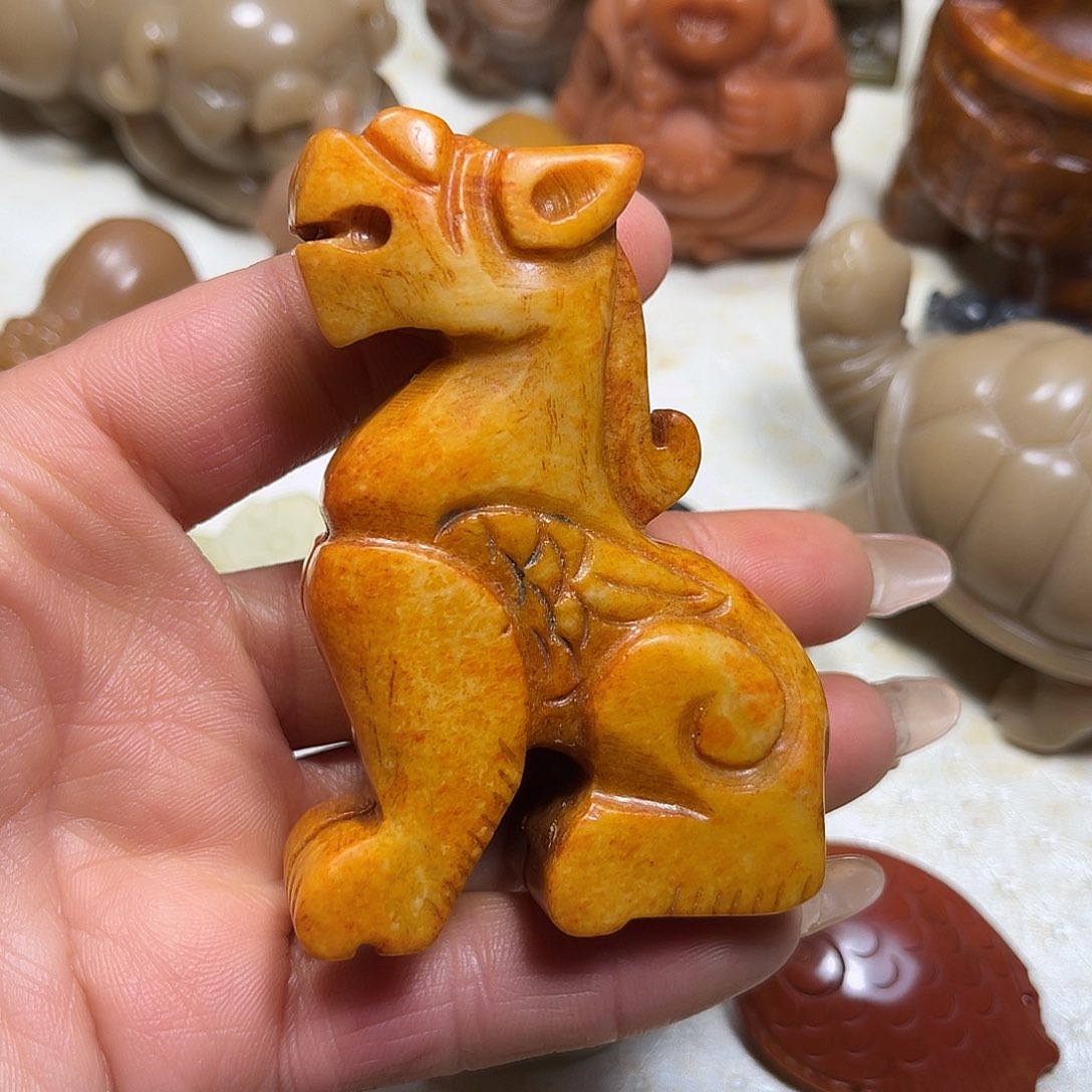 白玉菩提吊坠白玉菩提吊坠