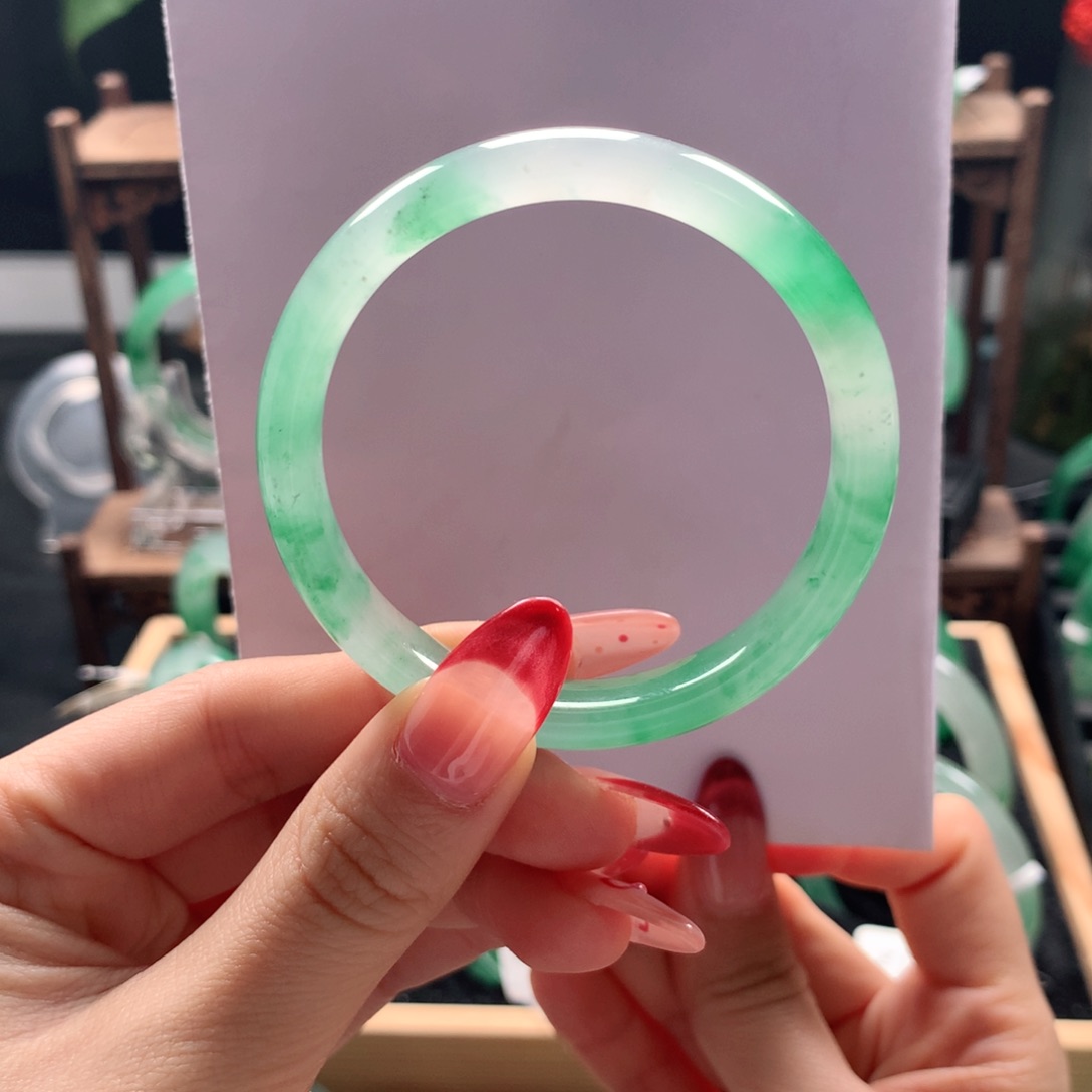 石英质玉手镯53未镶嵌