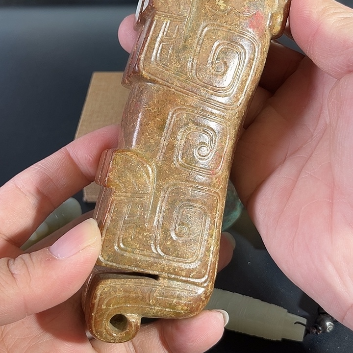 玉***烽和田玉（糖玉）未镶嵌挂件