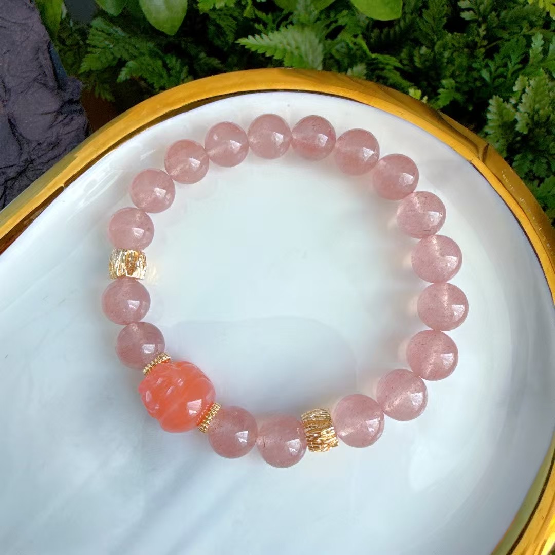 合金锆石手链 9.5mm草莓➕盐源貔貅