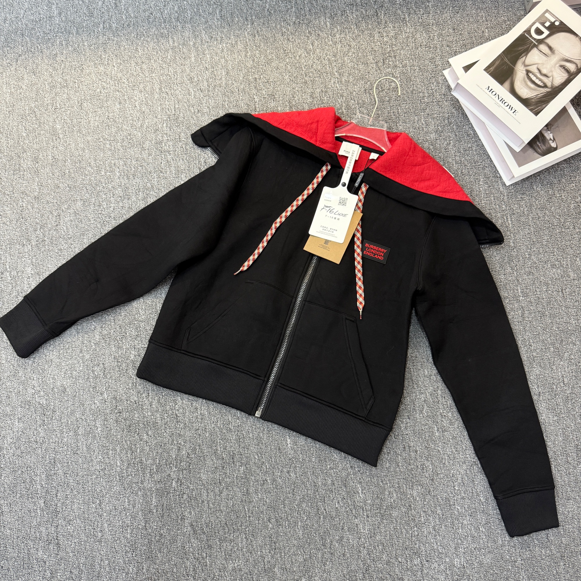 未使用 BURBERRY/博柏利 卫衣外套 女款 黑色尺码M/F1600647 