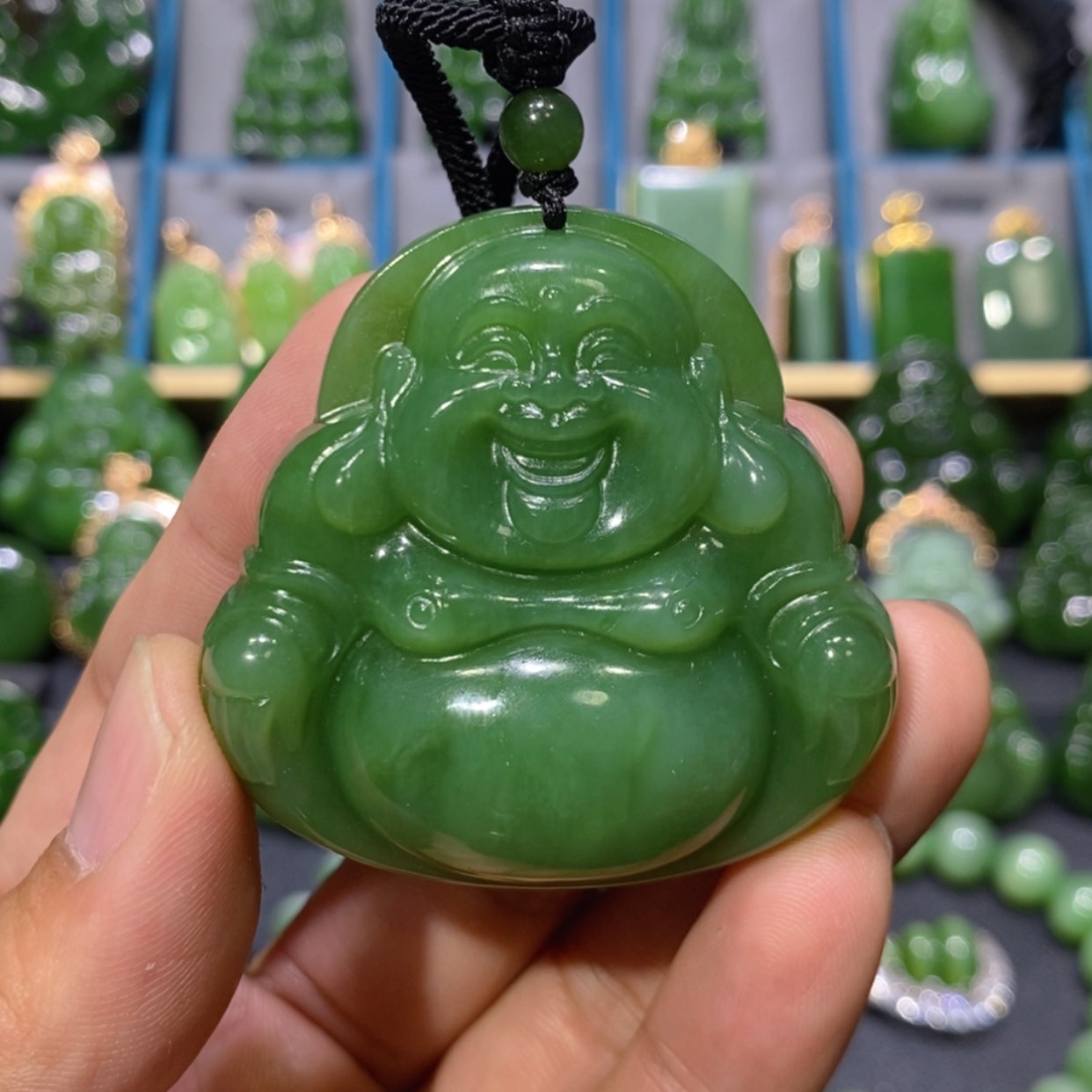 【闪购商品】和田玉吊坠(不含链)未镶嵌阳绿佛公 50/14