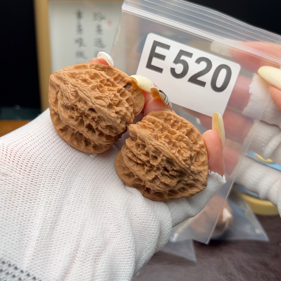 文玩核桃把件38火焰e520
