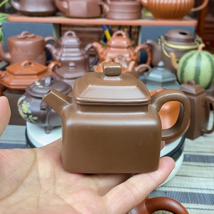 紫砂茶壶四方德钟130CC原矿文革老紫泥特价