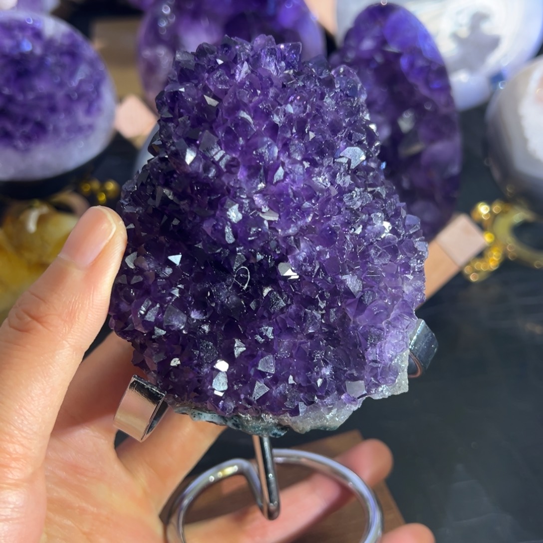 紫晶未镶嵌珠宝半成品4