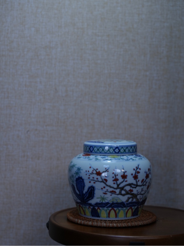 逸铭堂青花斗彩天字茶叶罐