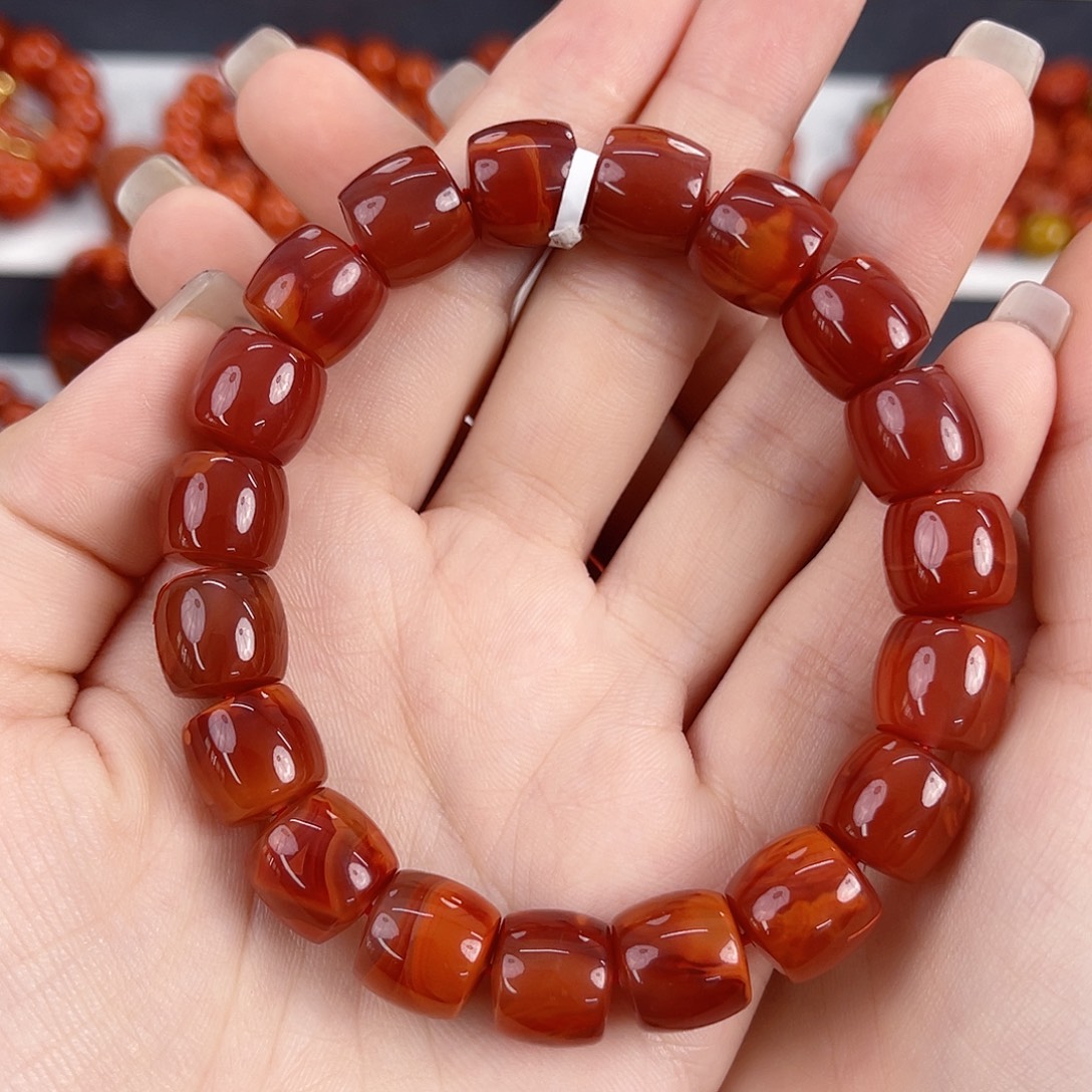 南红玛瑙未镶嵌瓦西牛血红精工直切11mm手串