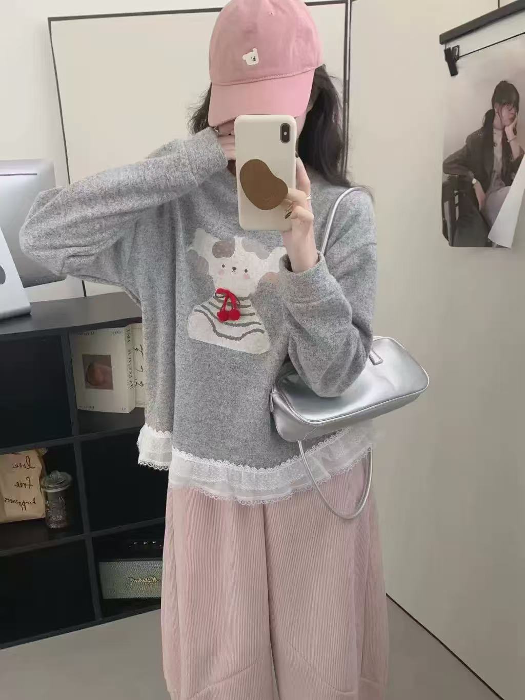 小雅姐姐 减龄加绒蝴蝶结小狗蕾丝花边拼接圆领长袖卫衣KI39