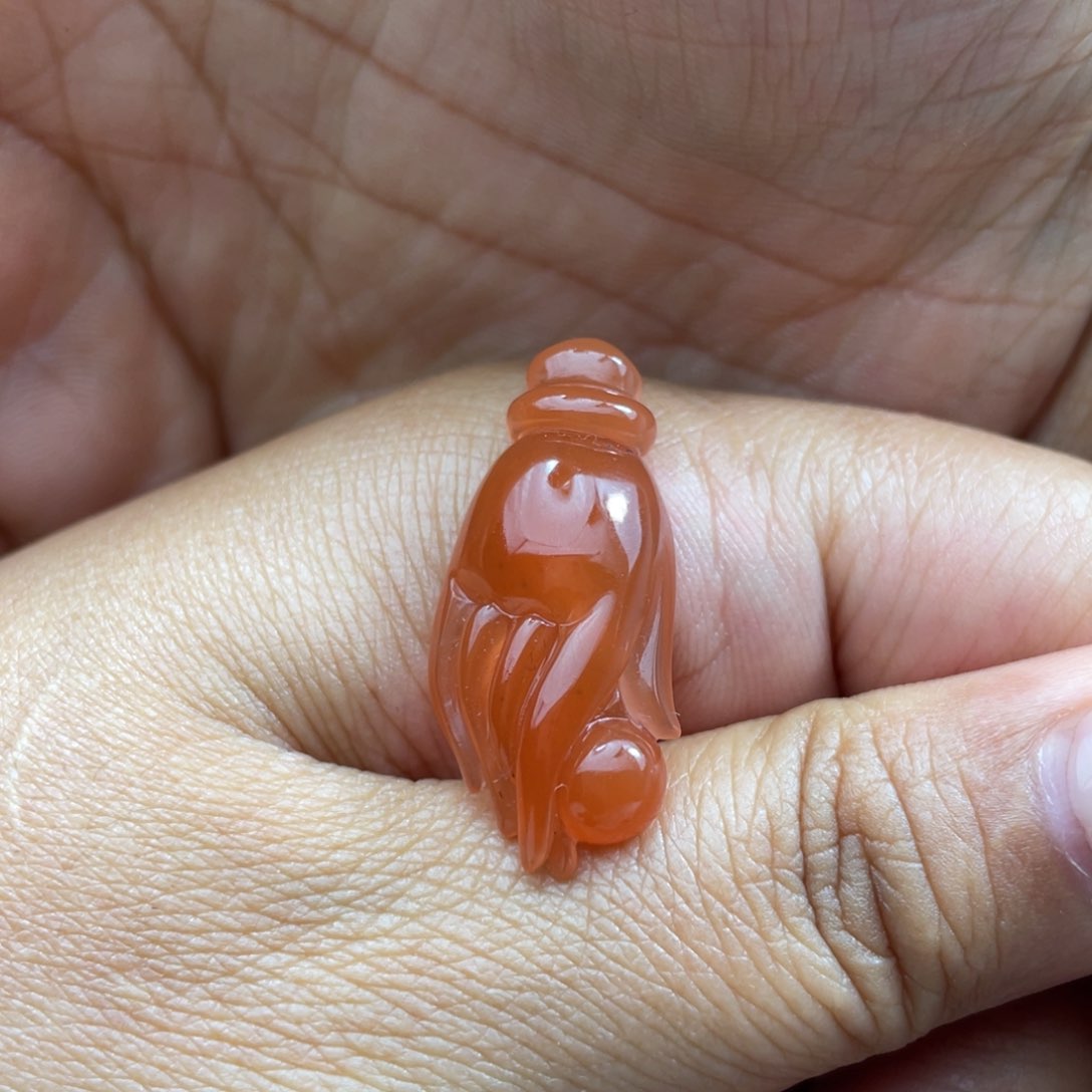 南红玛瑙颈饰未镶嵌