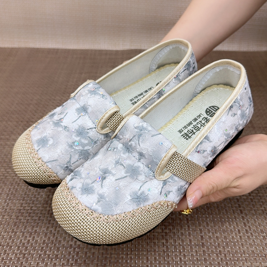 新中式老北京布鞋女夏季透气浅口民族风绣花鞋软底防滑舒适妈妈鞋