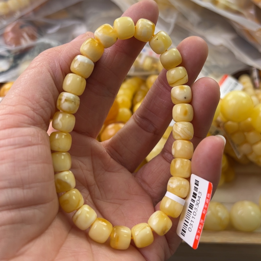 未镶嵌琥珀珠宝奇石