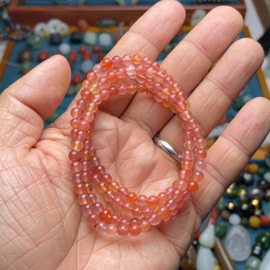 玛瑙/玉髓颈饰未镶嵌