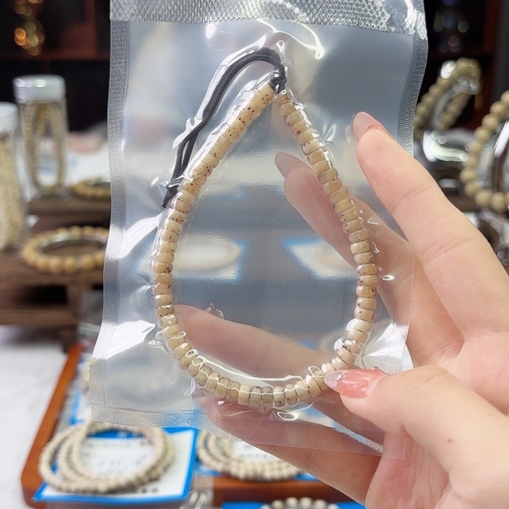 吊坠星月菩提Ll.6x3手持