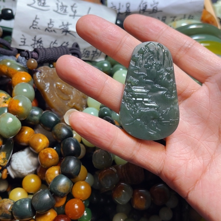 岫岩河磨玉（透闪石质玉）手链未镶嵌