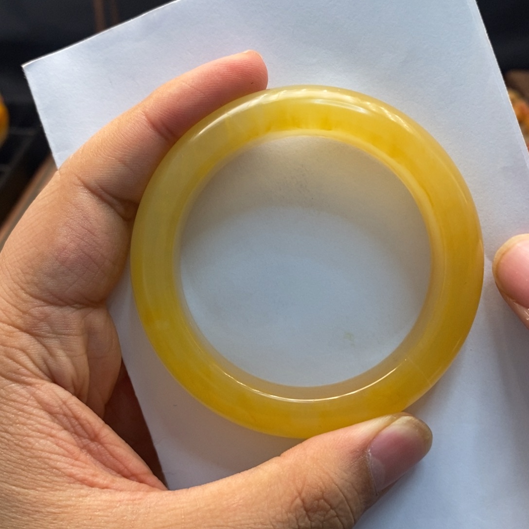 石英质玉（黄龙玉）未镶嵌手镯