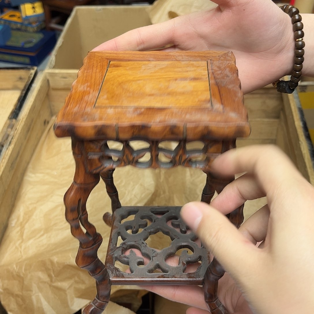 大叶紫檀（黑酸枝木类）