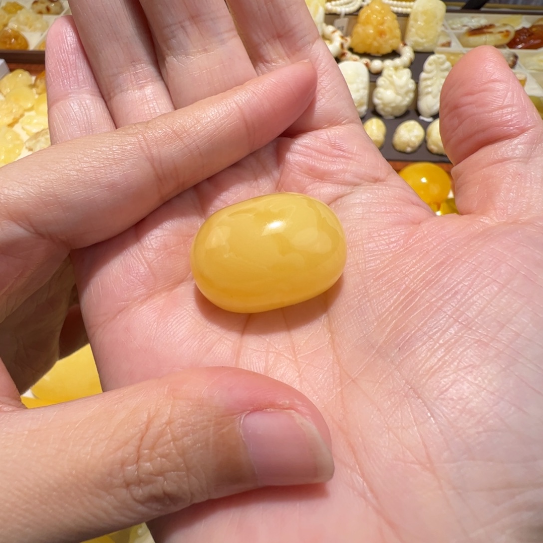 琥珀未镶嵌裸石蜜蜡