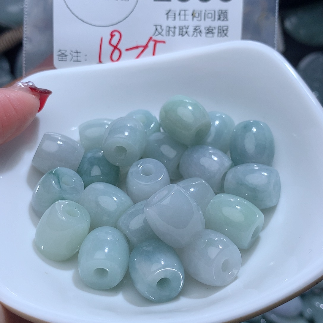 翡翠颈饰未镶嵌2306。