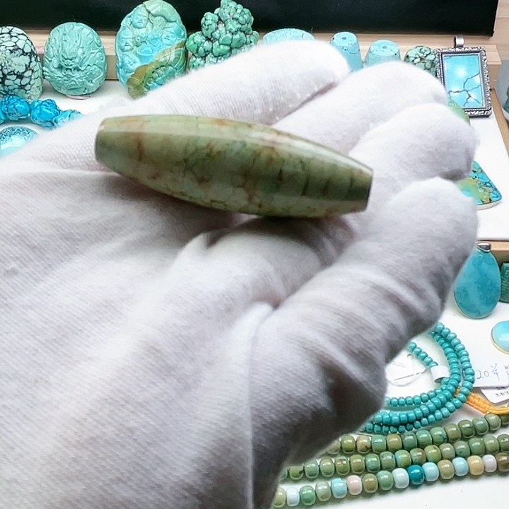 绿松石配饰未镶嵌