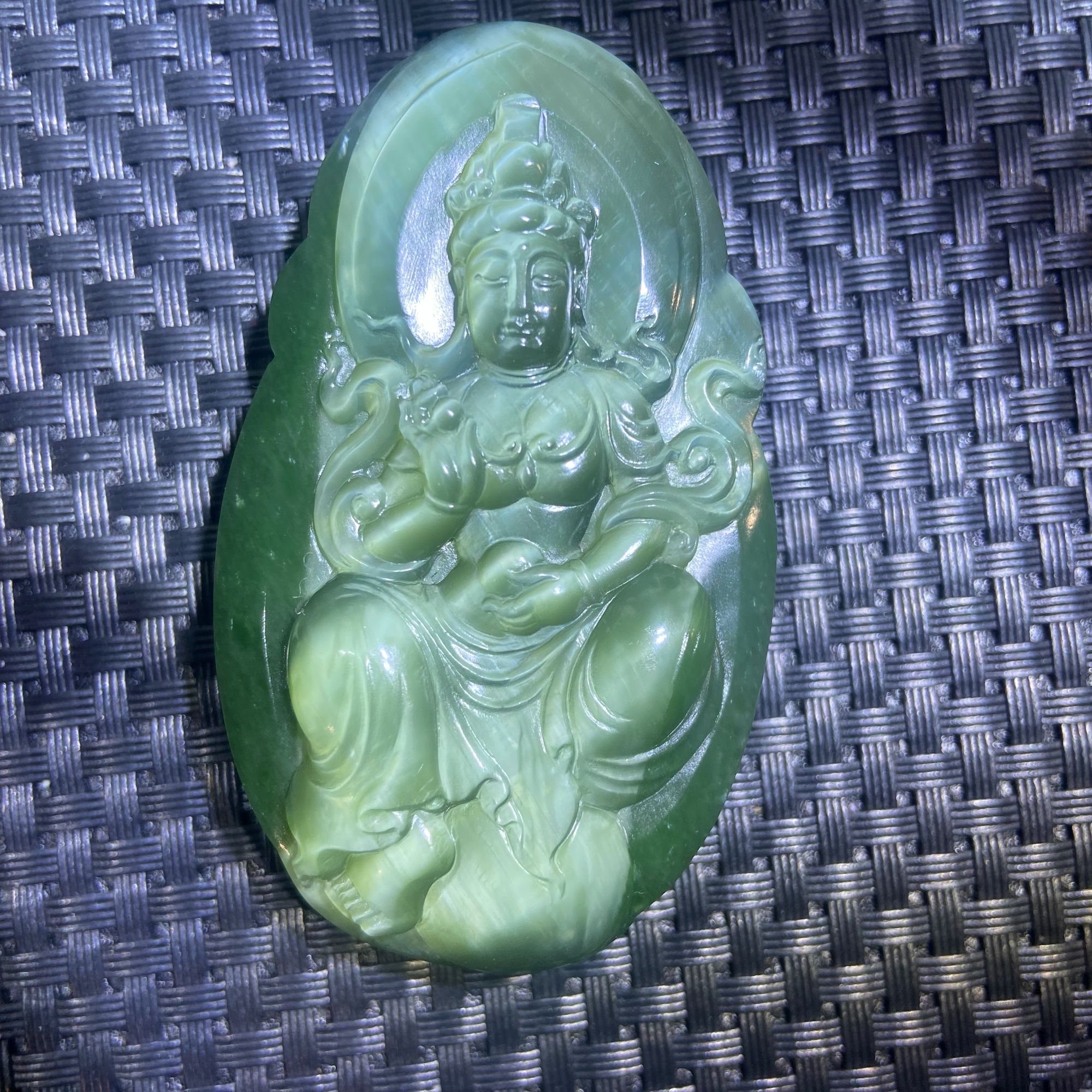 和田玉碧玉观音绿色