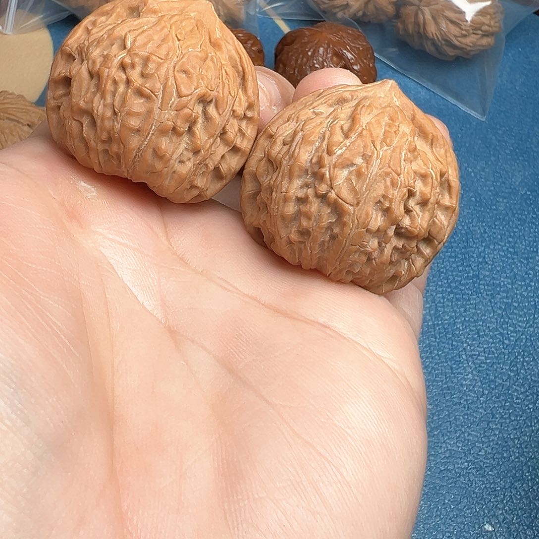 文玩核桃吊坠 37野生