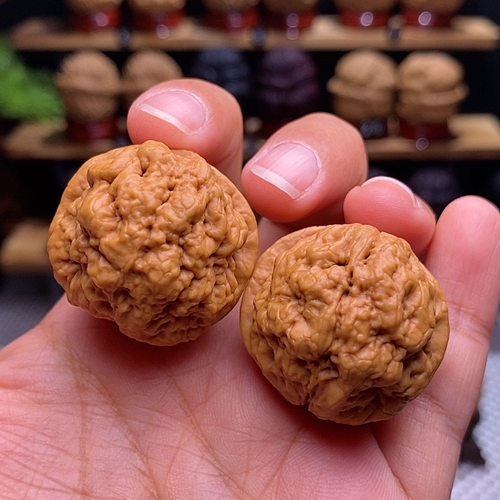 文玩核桃把件血舍利9