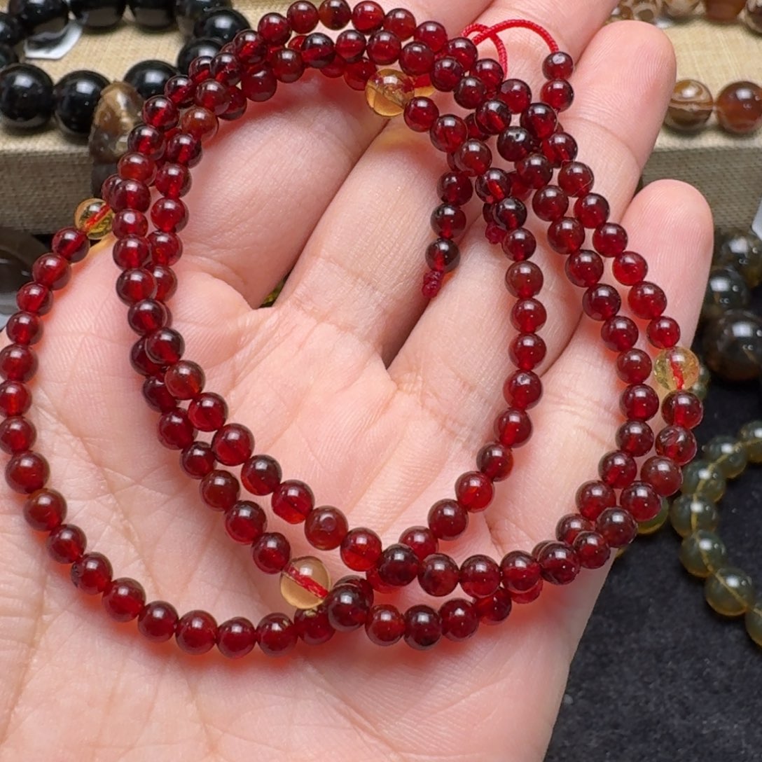 未镶嵌琥珀珠宝奇石