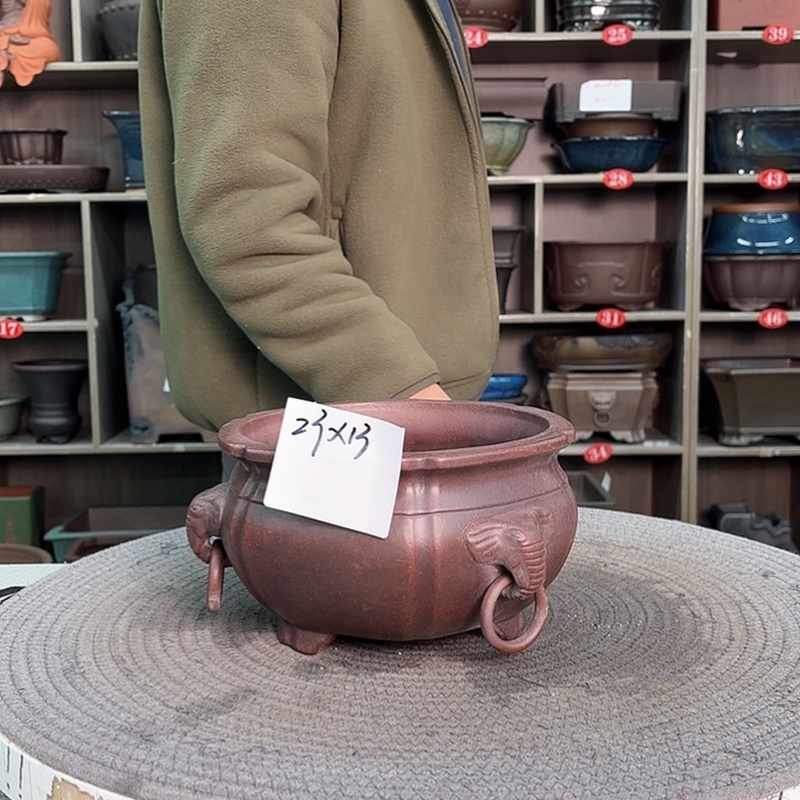 紫砂花盆紫砂的颜色很好看的