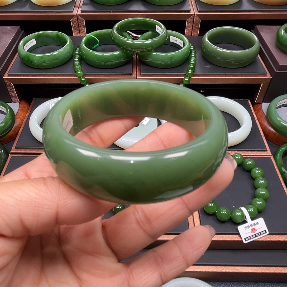 和田玉未镶嵌手镯5960