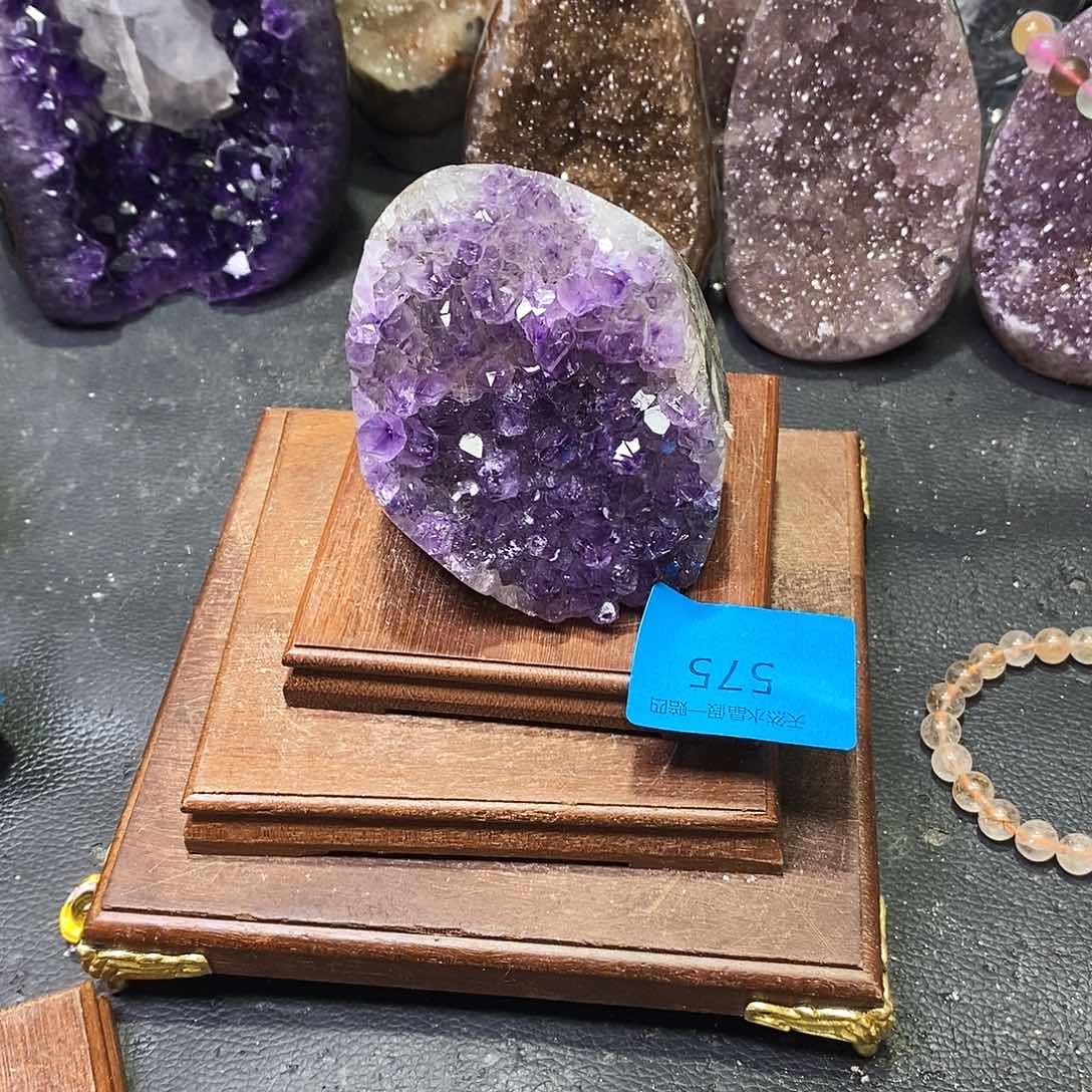 水晶大型摆件（非配饰）未镶嵌