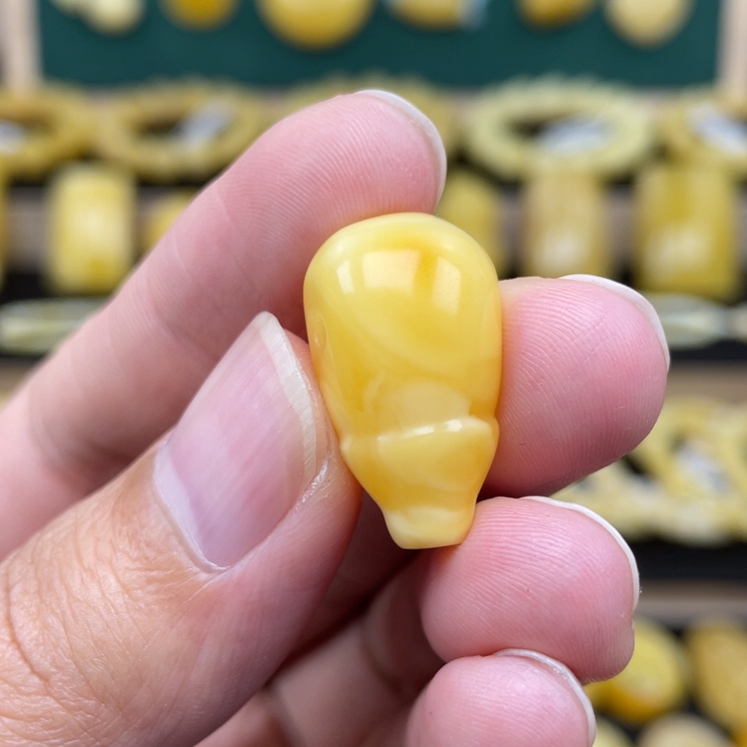 琥珀裸石未镶嵌琥珀蜜蜡