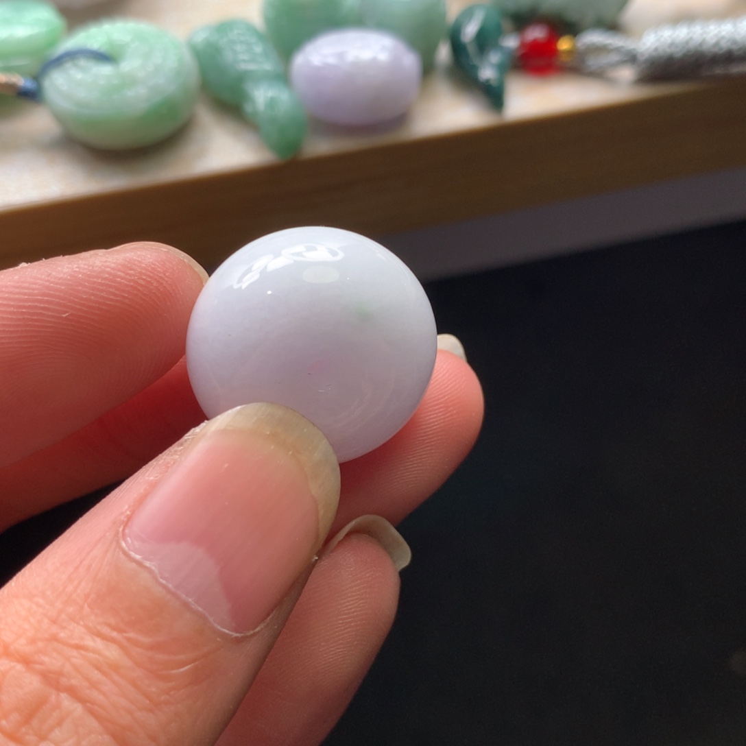 翡翠未镶嵌颈饰吊坠