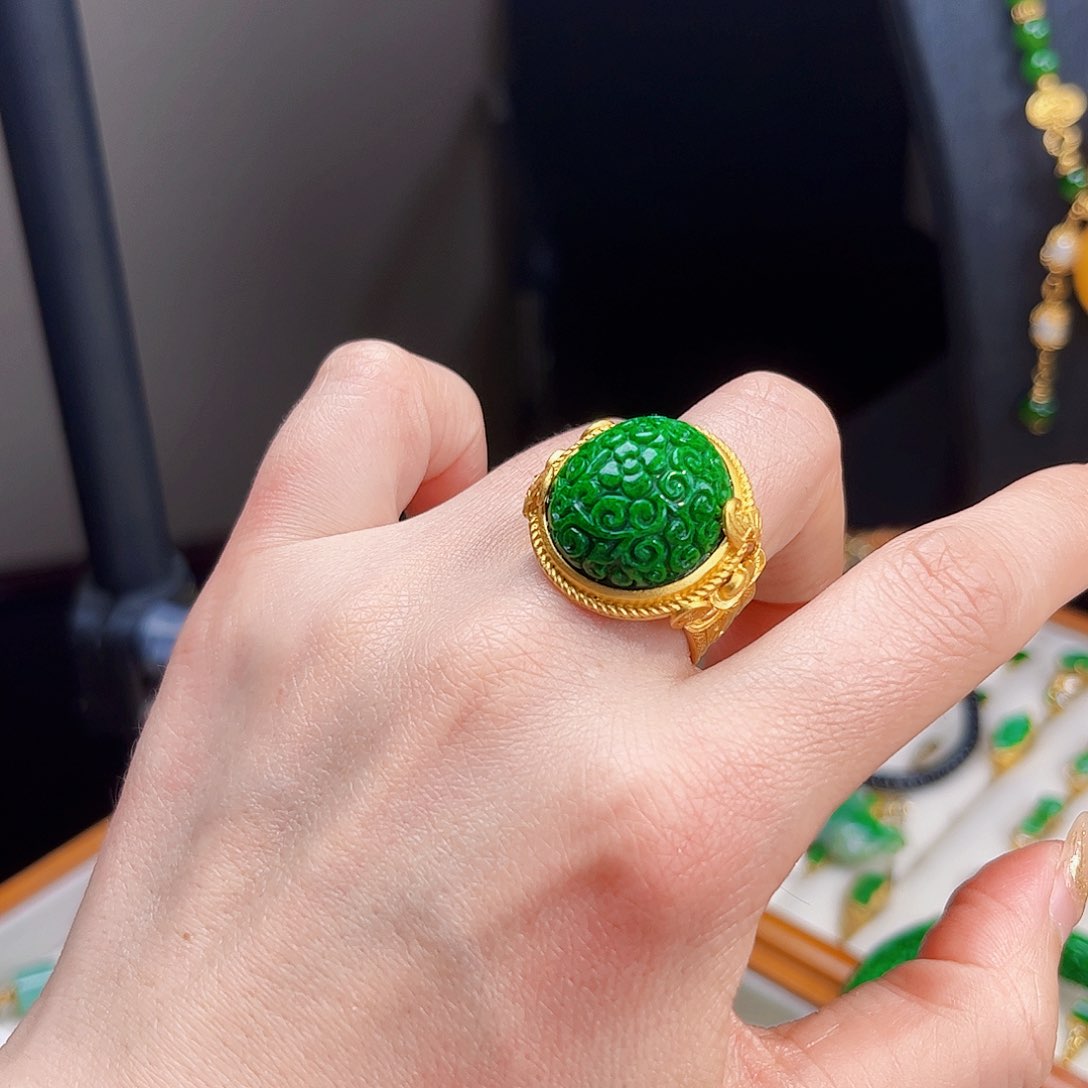 【闪购商品】翡翠戒指银S925镀金镶嵌