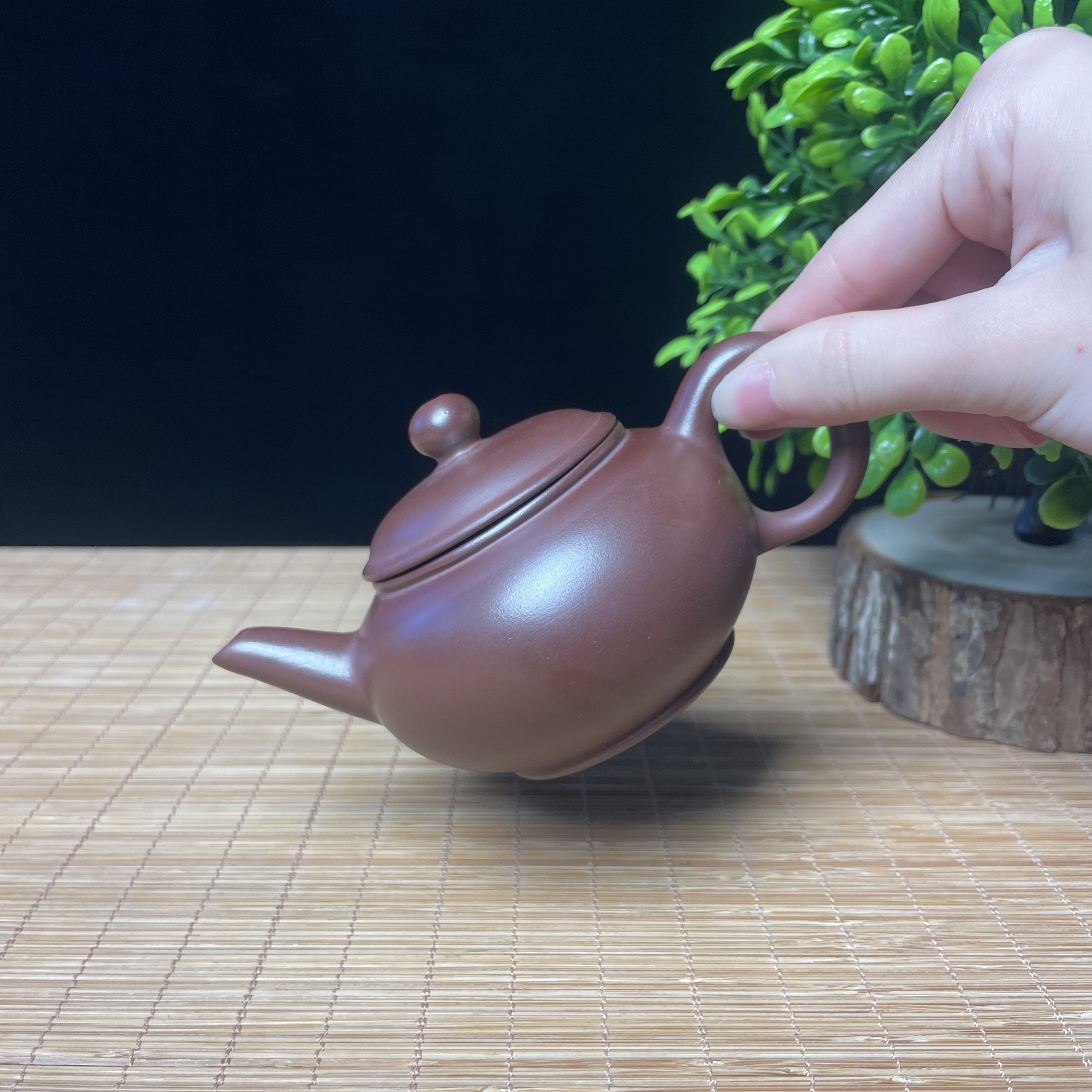 【万壶阁】120ml潮州原矿黑金刚紫泥水平壶