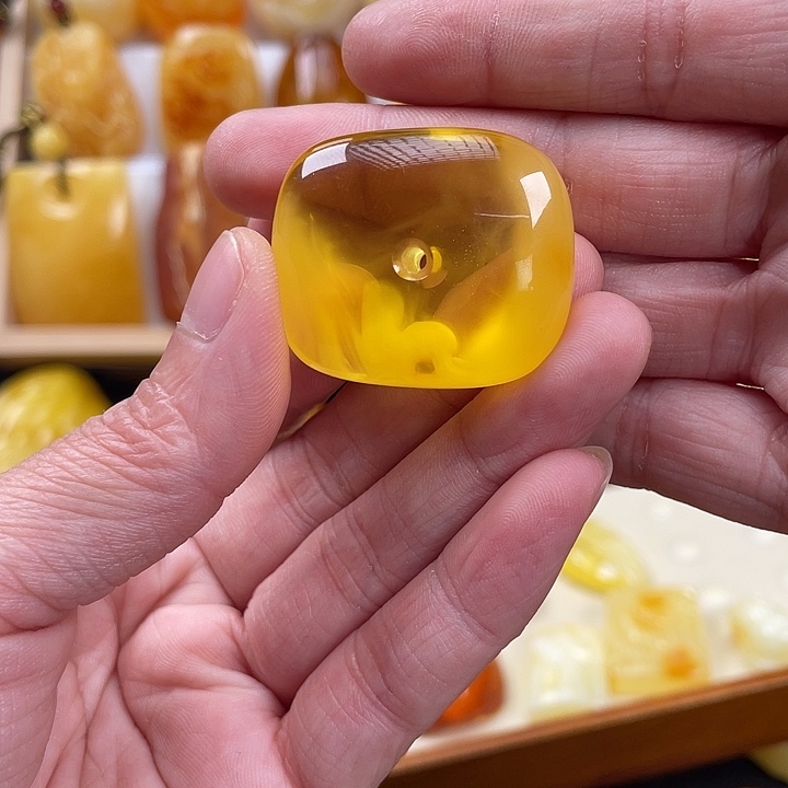 蜜蜡项链未镶嵌8.8克