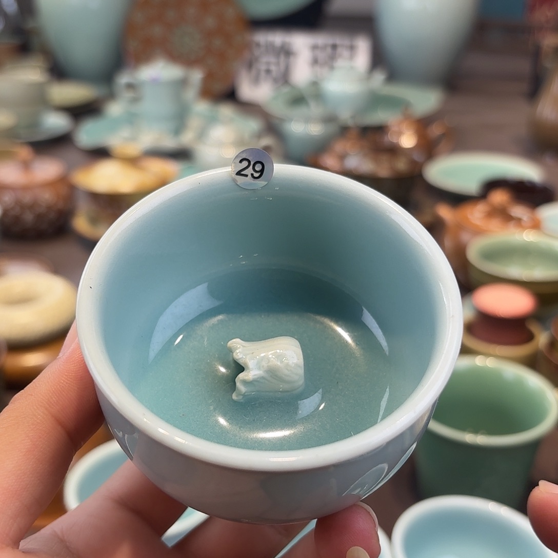 龙泉青瓷茶具微瑕