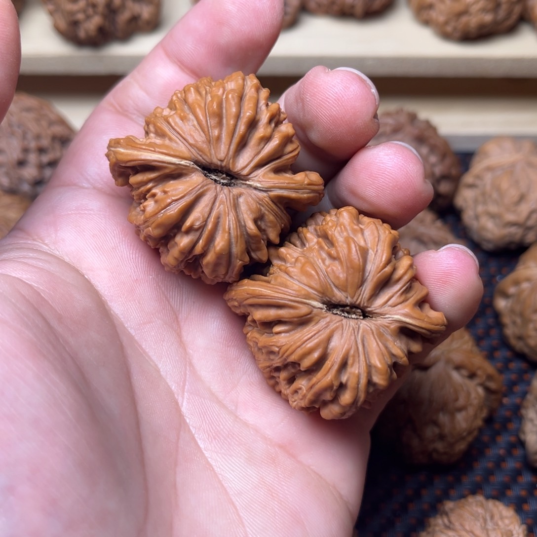 文玩核桃把件四座楼