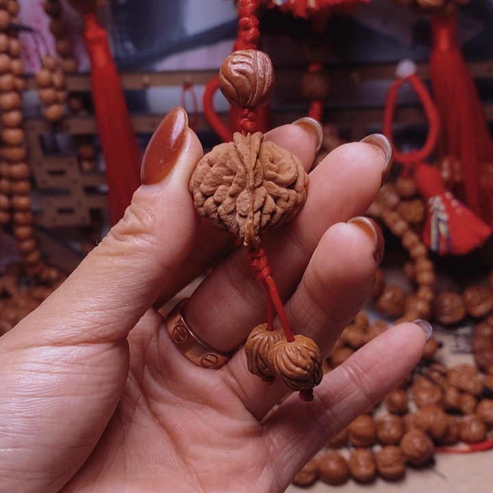 吊坠桃核龙纹桃枭