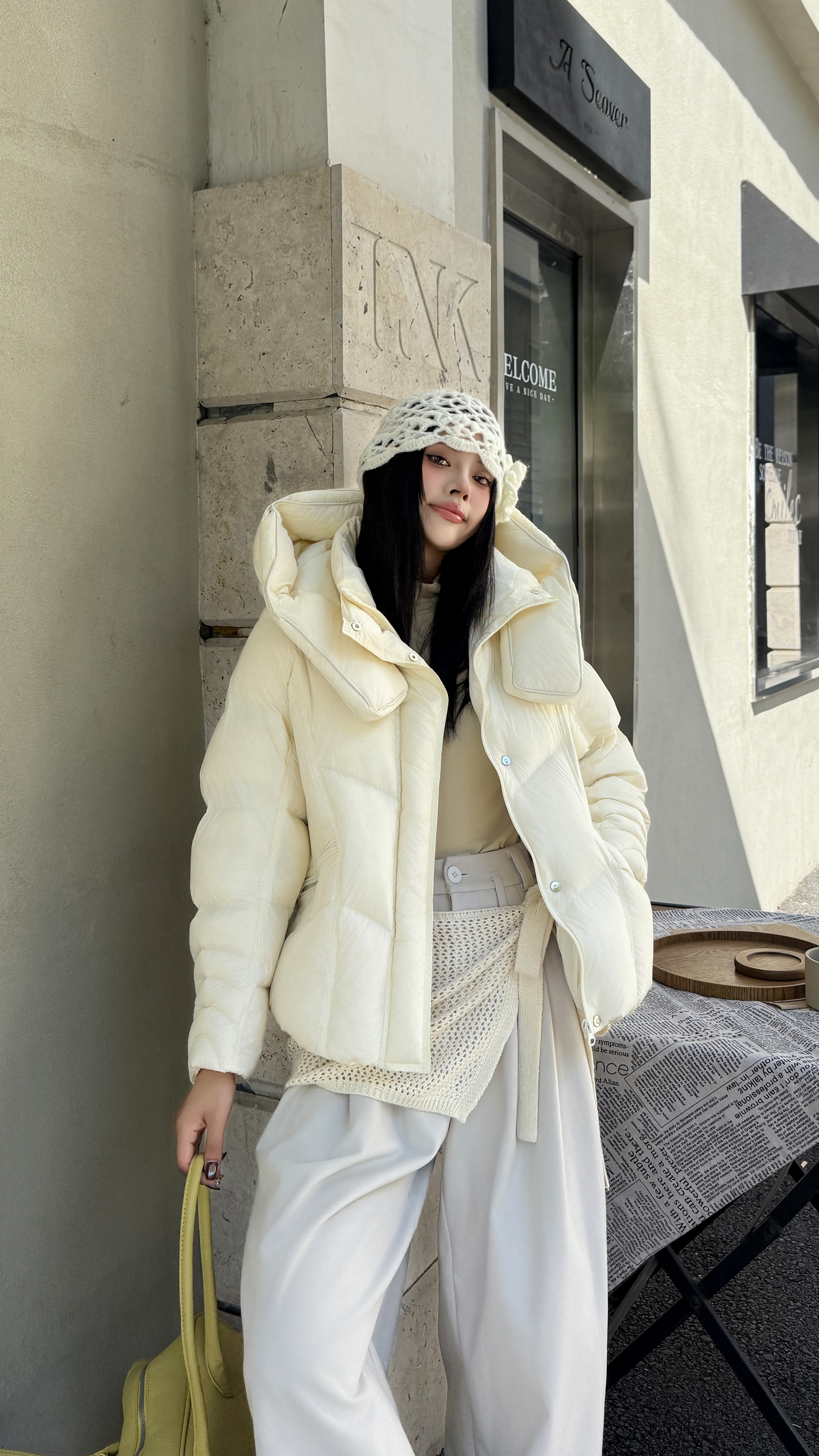 白色短款羽绒服女款2025新款冬季时尚洋气小个子女士白鸭绒外套女