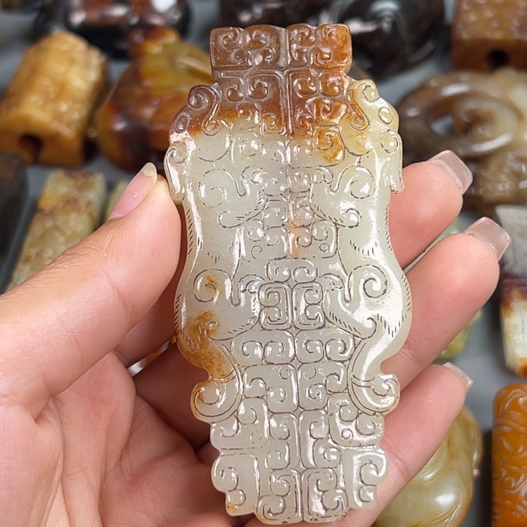 和田玉未镶嵌颈饰大***T