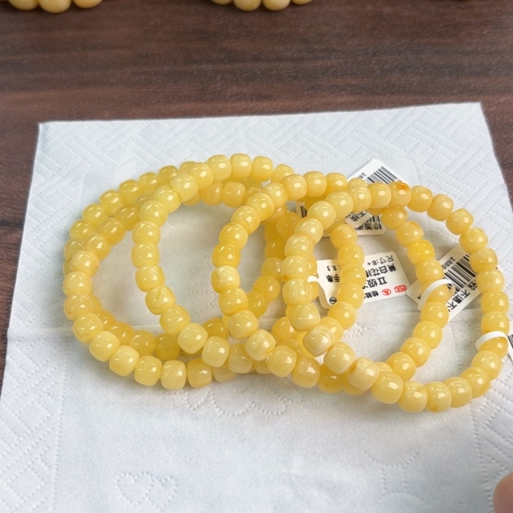 未镶嵌琥珀裸石009多样性发其一