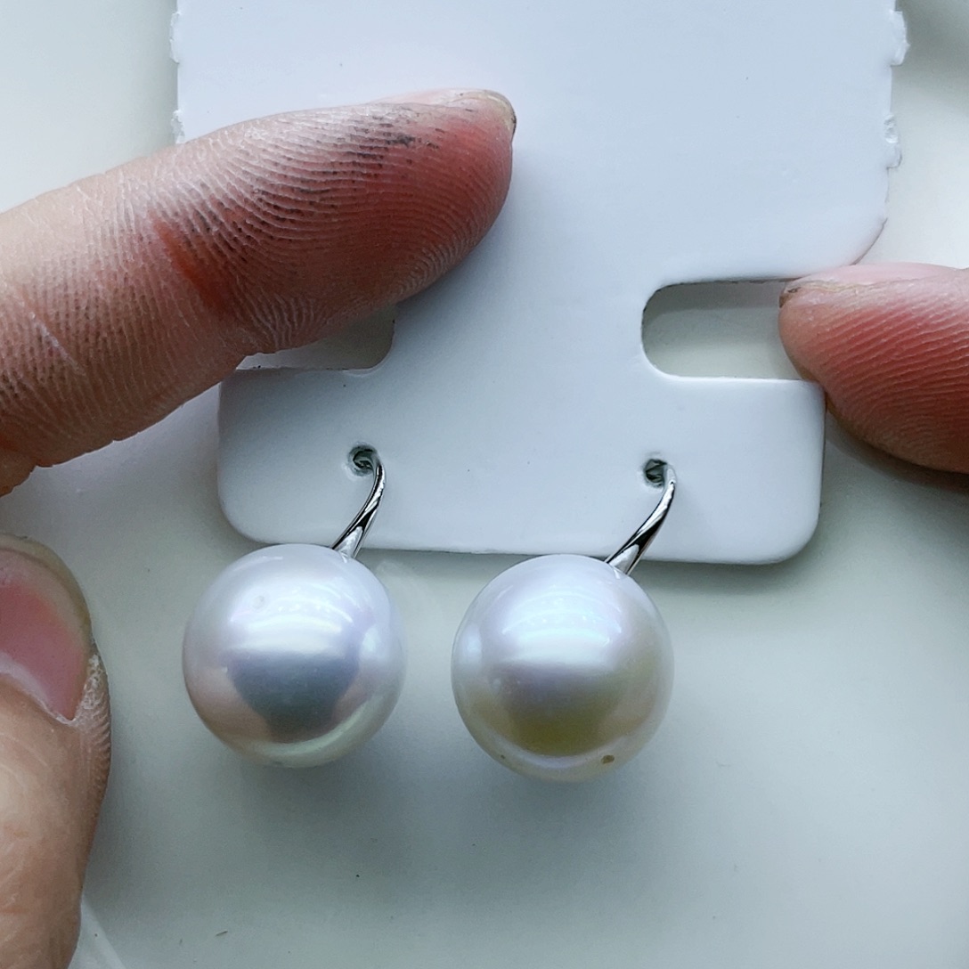 淡水珍珠颈饰钛钢