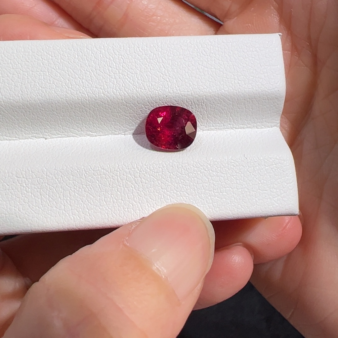 未镶嵌珠宝半成品碧玺1.83ct