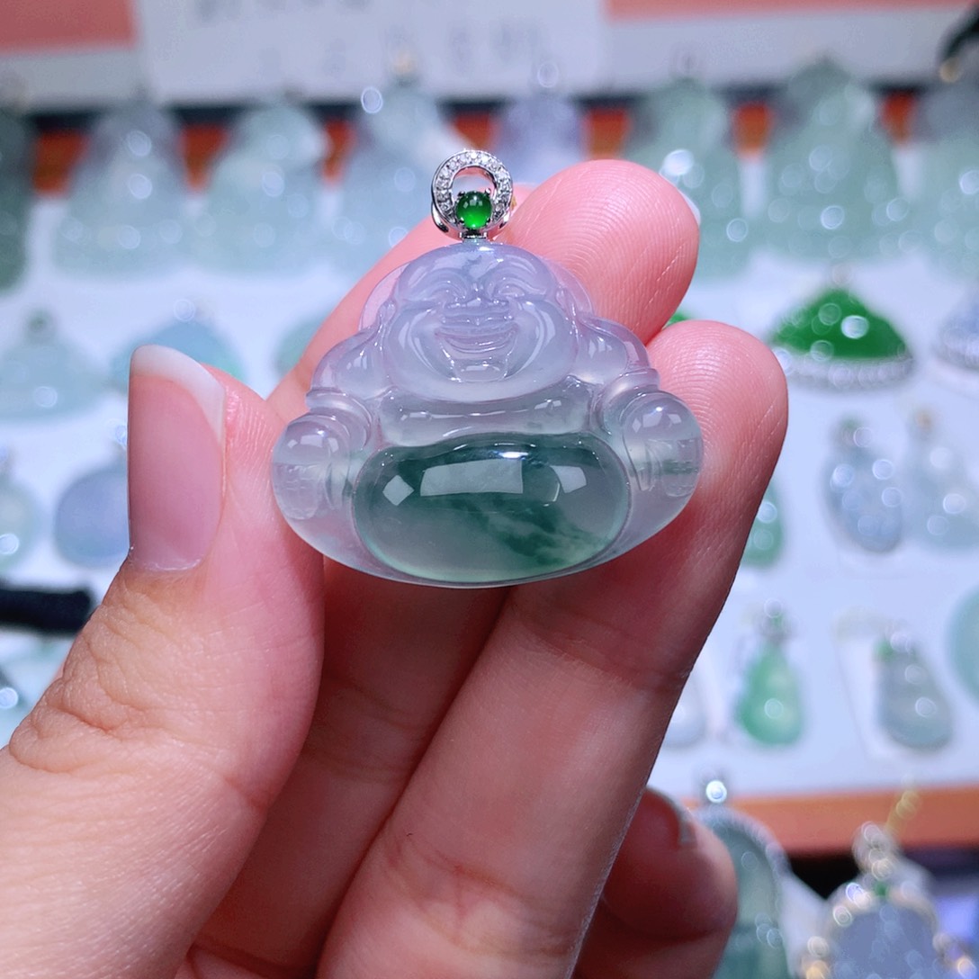 颈饰18K金镶嵌翡翠佛公