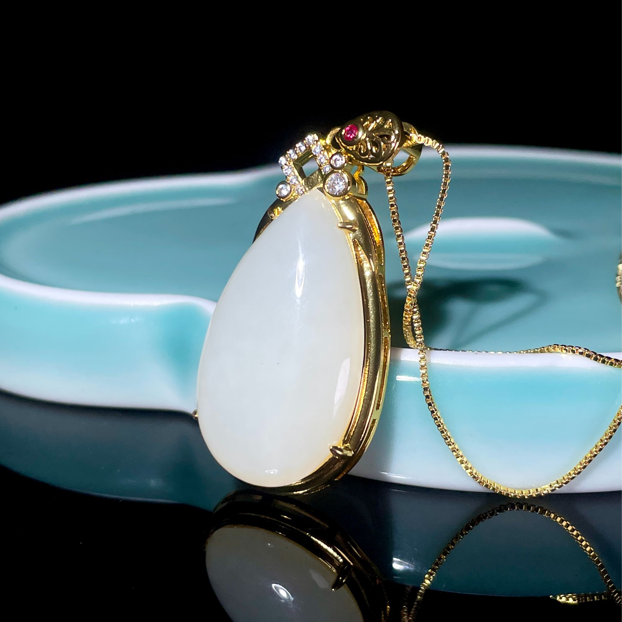 A09-白玉水滴吊坠